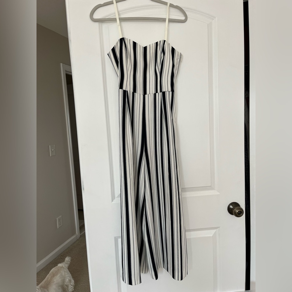 Jumpsuit with matching belt and detachable straps